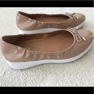 Women’s FitFlop Ballet Flat Nude (size 8.5)